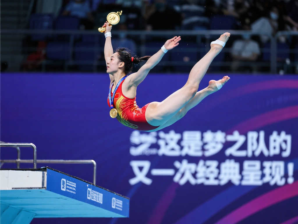 爱游戏体育游戏中心